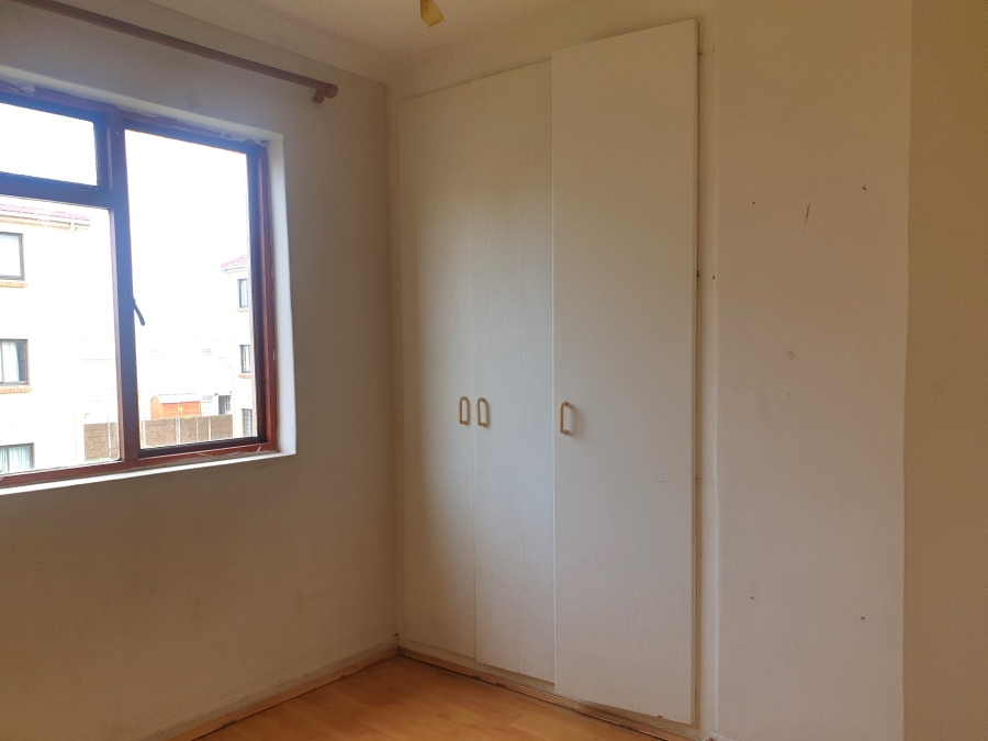 2 Bedroom Property for Sale in Guldenland Western Cape